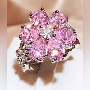 Gorgeous Large Sterling Silver Pink & White Sapphire cocktail ring 7